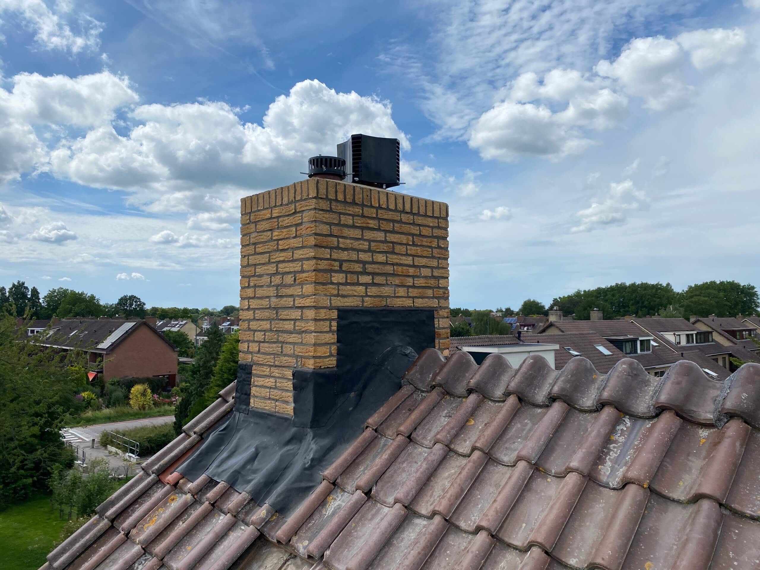 Schoorsteen en nokvorsten Limburg - DDS Dak & Isolatie Service